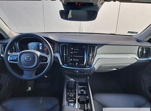 Volvo V60 Cross Country cena 178000 przebieg: 63043, rok produkcji 2021 z Legionowo małe 379